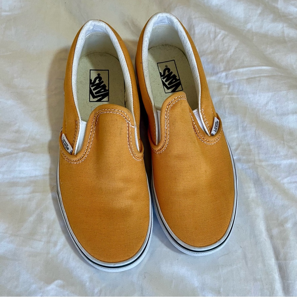 Vans Kids Classic Slip-On Sneakers